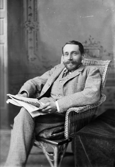 Photograph of George Dawson.