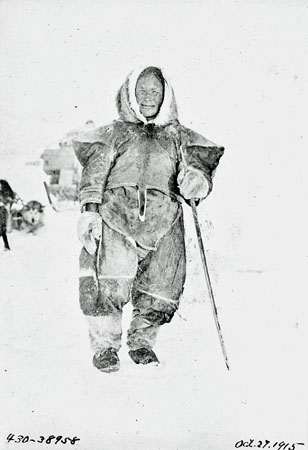 A man from the T'atsaot'ine (Yellowknives) band