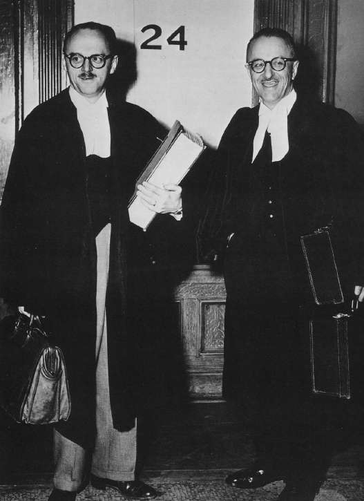 Jean Drapeau and Pacifique Plante in 1954