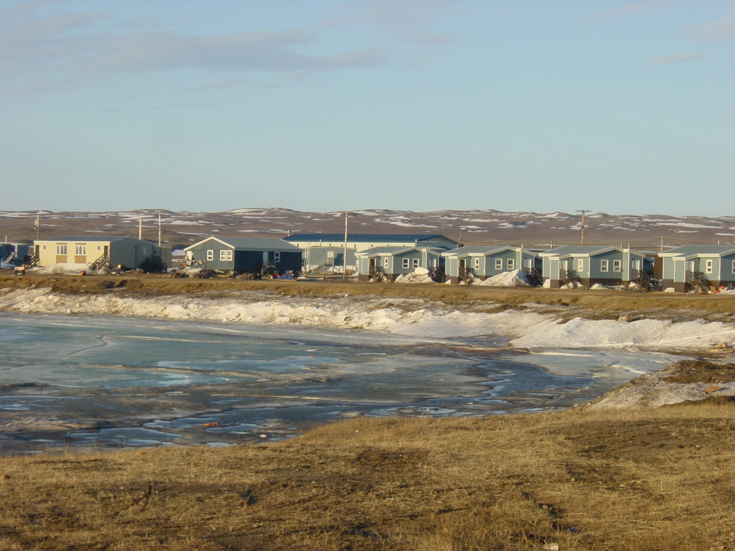 Town of Paulatuk in May.